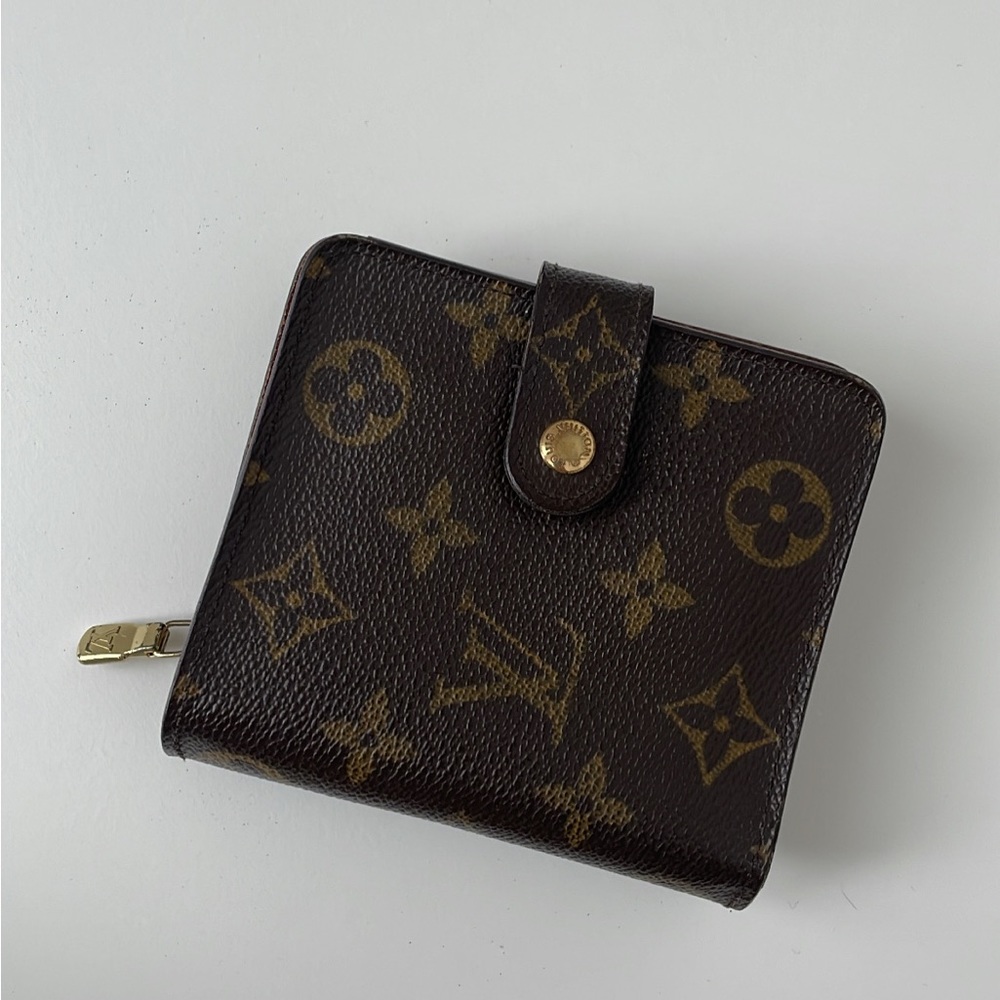 Louis Vuitton Monogram Wallet